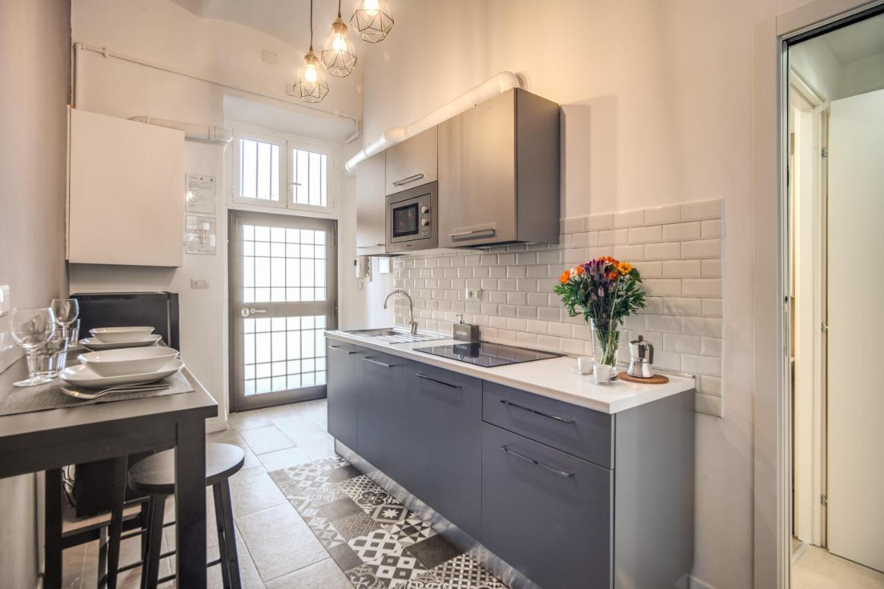 Newly Renovated Apartment By The Vatican โรม ภายนอก รูปภาพ